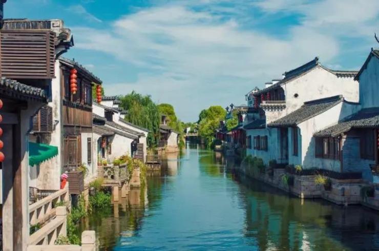 《狗剩快跑》央八首播，收视大爆！河南味道，这次不是抗日神剧